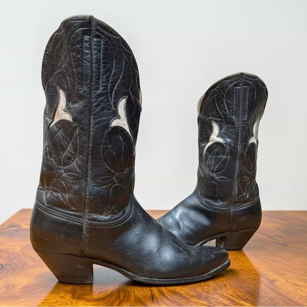 Early 1940s Western Cowboy Boots — Men’s 10 D Vintage Cloth Pull Boots